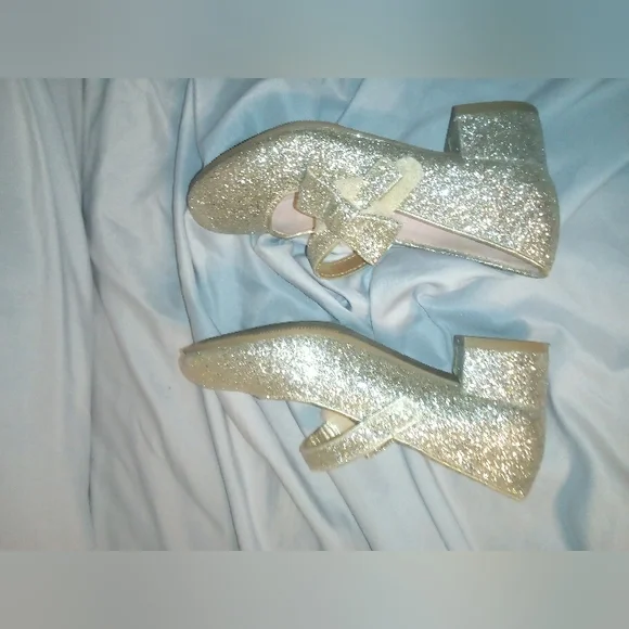 Chic Gold Glitter Girls Dress Shoes - Picture 2 of 4